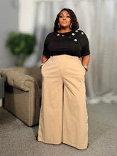 Button Essence T-Shirt